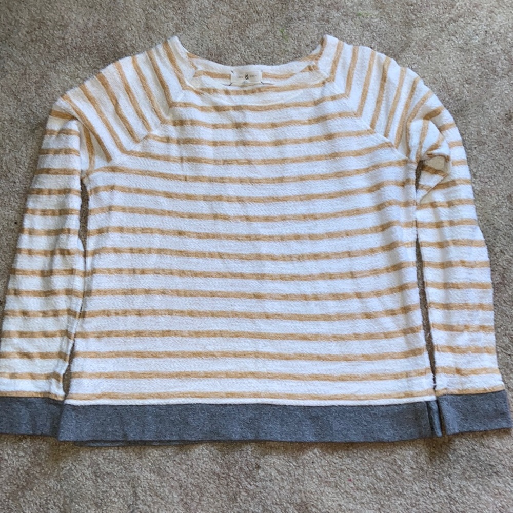Lou&Grey sweater size medium